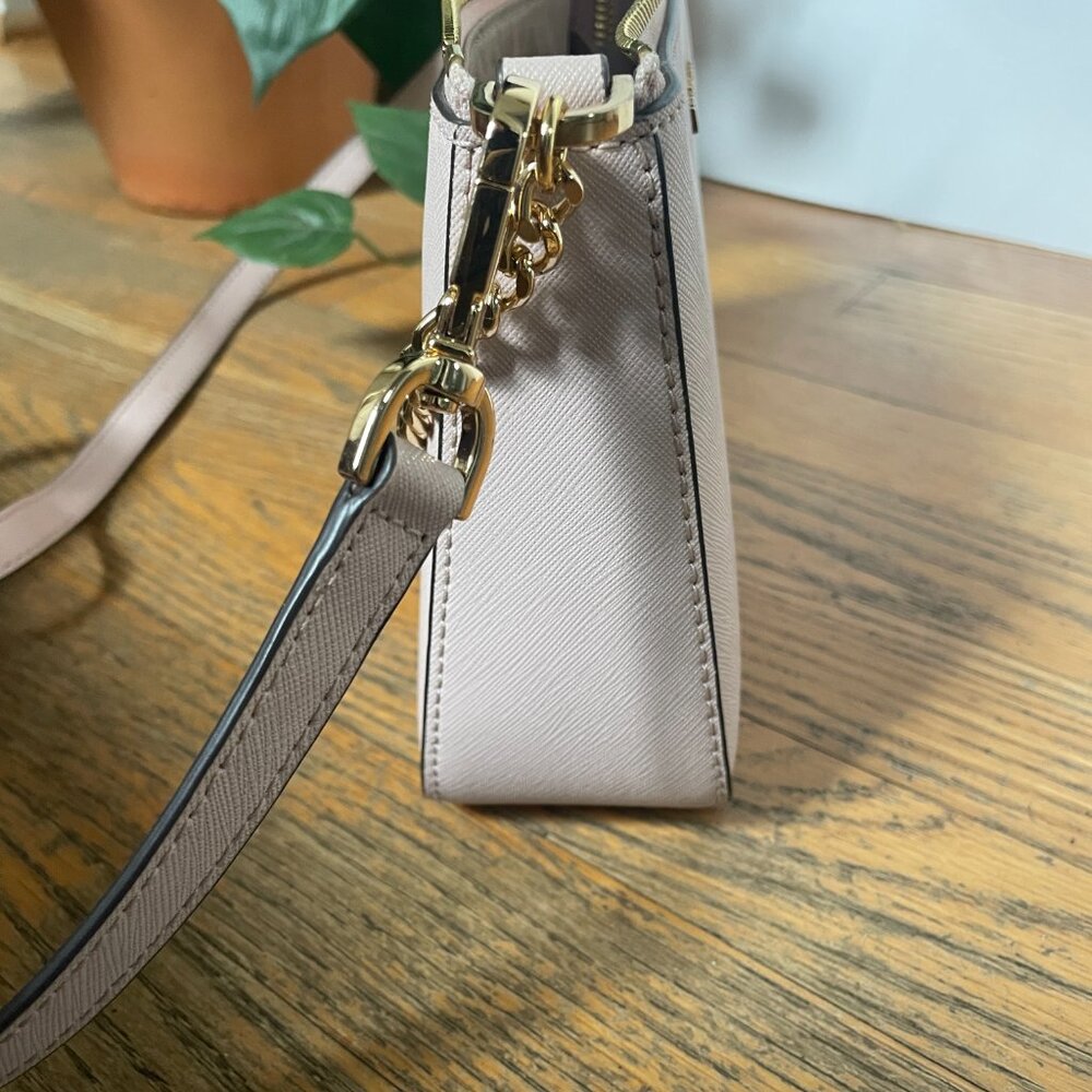 Michael Kors Jet Set Travel Medium Pouchette Crossbody Bag in Powder Blush - Picture 8 of 11